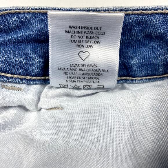 Cello Blue Stretch Distressed Cut-Off Shorts Size 7 - Picture 7 of 7